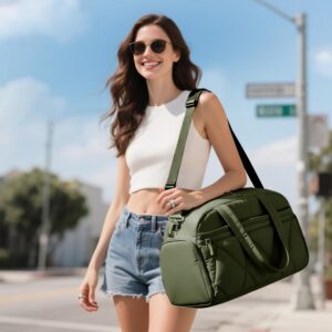 Gym Bag for Women, Puffer Travel Duffle Bag With Shoes Compartment & Wet Pocket, Carry On Tote Bag For Weekender, Overnight, Sport duffel bags for traveling (Green, Medium)