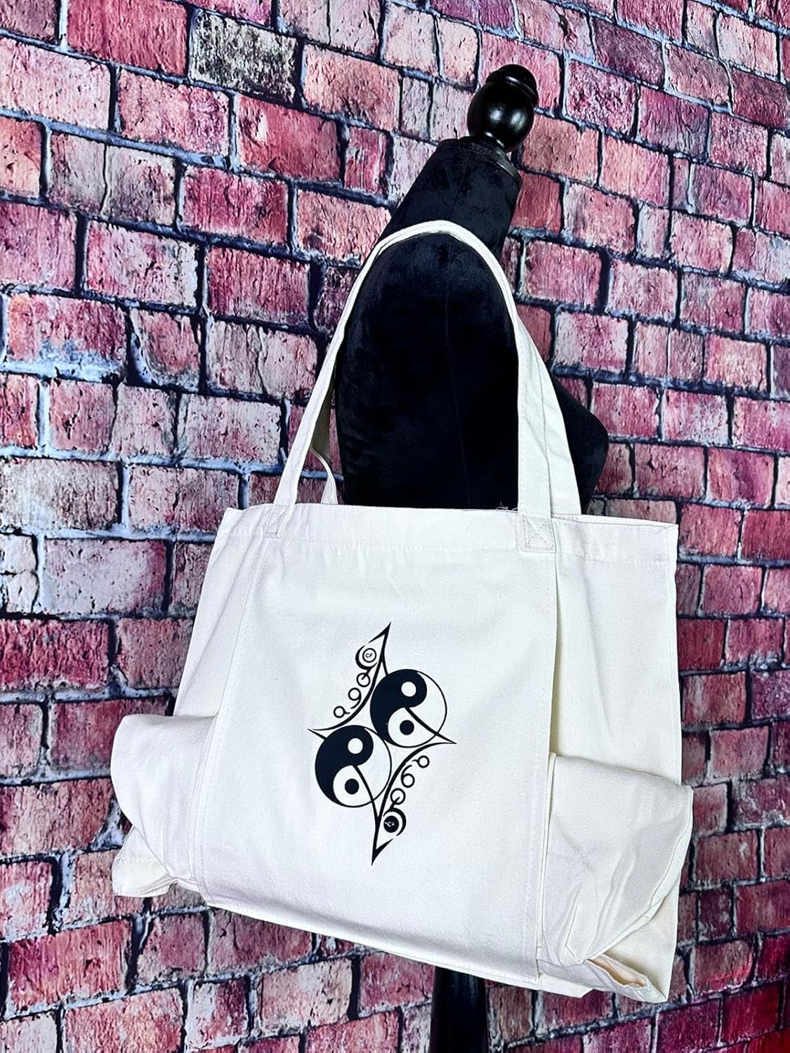 Candy Freezer Canvas Yoga Mat Tote Bag – Multi-Purpose Gym Bag for Women with Mat Carrier Pocket, Ideal for Office, Pilates, Beach, and Travel with Mesh Gold Packaging Included (Beige/White) - Image 2