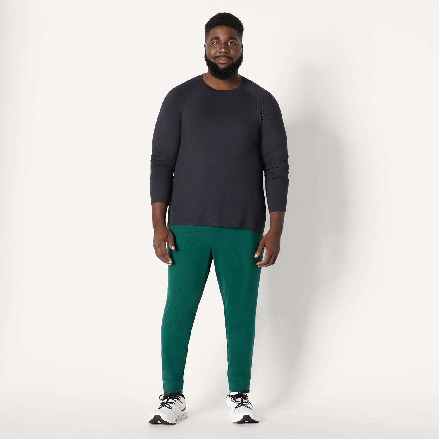 Amazon Essentials Men's Athletic Soft Performance Lightweight Long Sleeve Gym Workout Shirt - Image 7