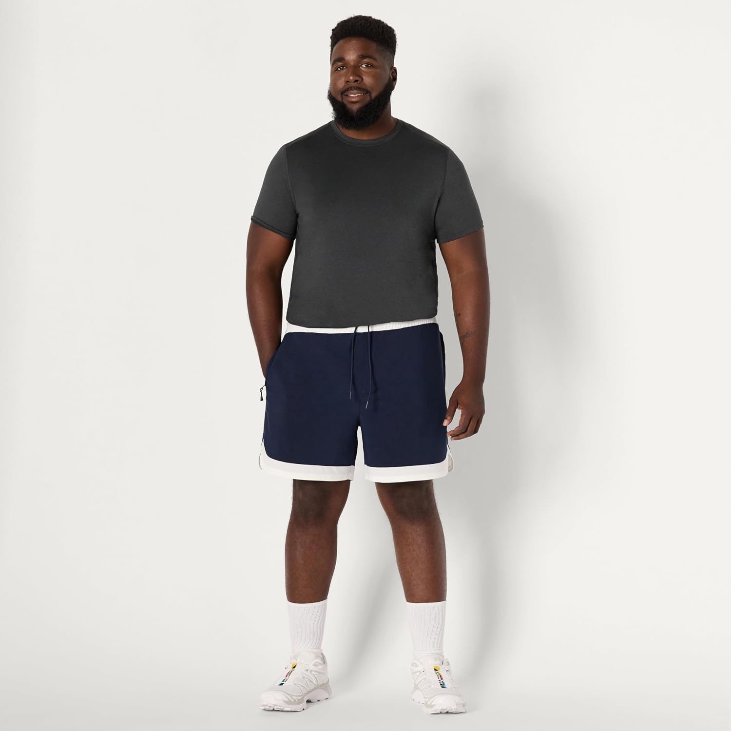 Amazon Essentials Men's Athletic Performance Stretch Contrast Woven Gym Training Short with 6" Inseam - Image 6